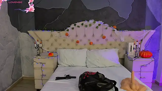 AmberGreyy  online show from 10.23.25