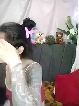 Snapshot of Devilnia9 chatting on 02.14.25 Devilnia9 online show from 02.14.25