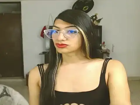 engielphoenis14 online show from 12.24.24