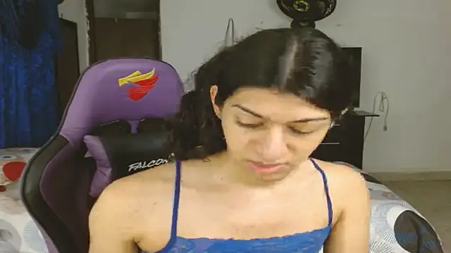 engielphoenis14 online show from 03.14.25