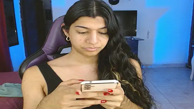 engielphoenis14 online show from 02.25.26