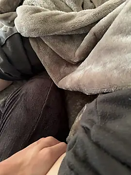 NANAchan R online show from 02.20.26