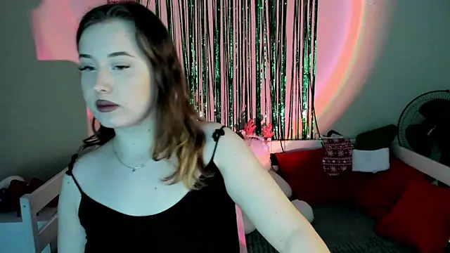 Emily Gin online show from 01.04.25