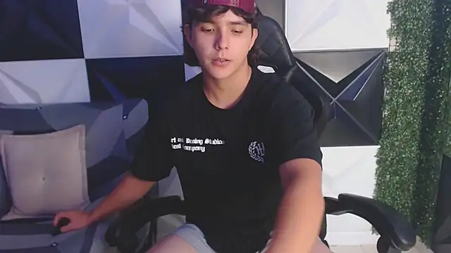 Dani cumboy online show from 03.20.25