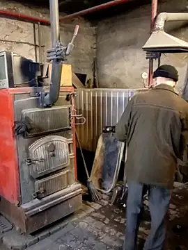 MityaXLoves online show from 12.14.25