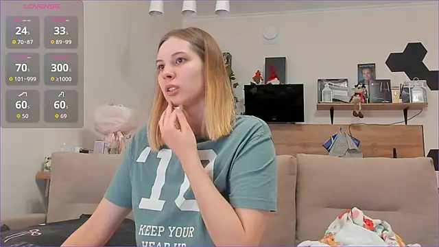 Girl alone home online show from 03.05.26