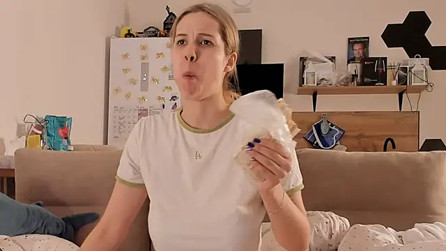 Girl alone home online show from 05.29.26
