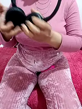 Saakoora online show from 02.13.25