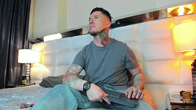 Adam tatto online show from 10.05.25