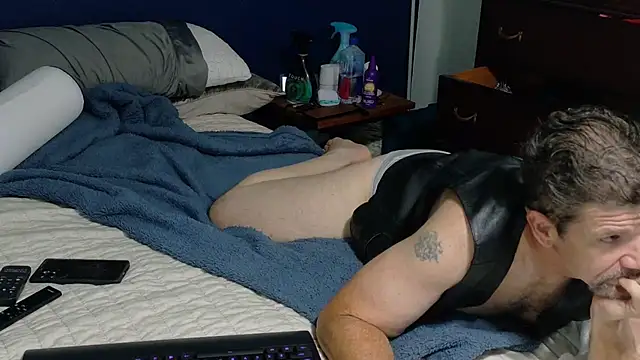 Snapshot of allenspuninfla chatting on 10.17.25 allenspuninfla online show from 10.17.25