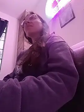 karlamorris  online show from 11.24.25