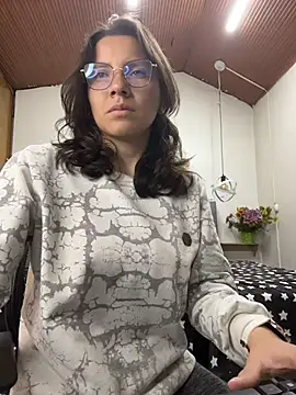 karlamorris  online show from 04.20.26