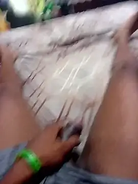 Snapshot of Romario-876 chatting on 10.31.25 Romario-876 online show from 10.31.25