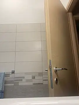 Snapshot of alexfala99 chatting on 02.16.25 alexfala99 online show from 02.16.25