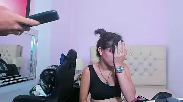 Ashley James online show from 02.21.25