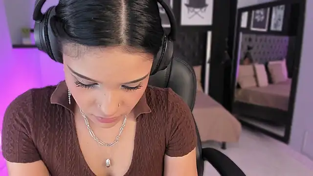 renee shelby  online show from 03.14.26