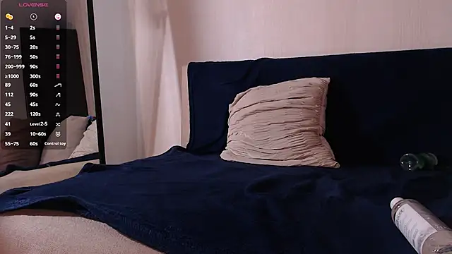 sweetbubble11 online show from 02.19.25