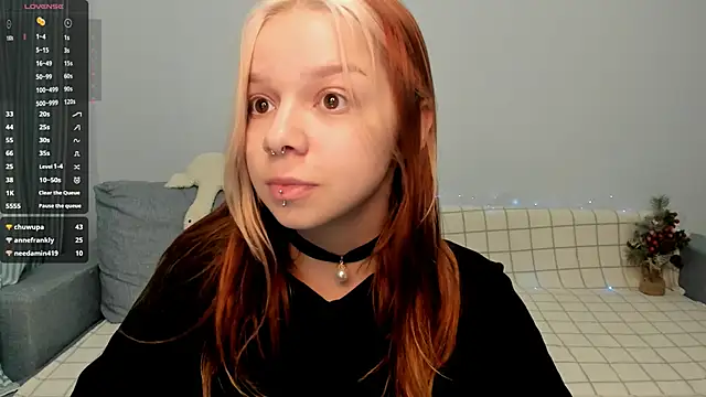 crystal lilith online show from 12.04.24