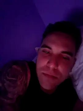 elcarli13 online show from 11.07.25