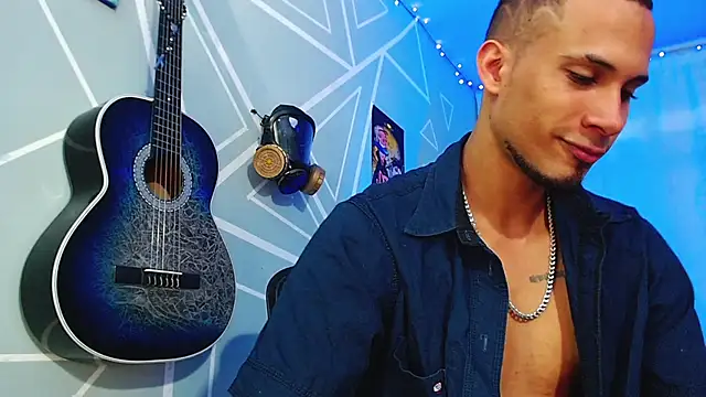 MagnusFrost online show from 02.18.25