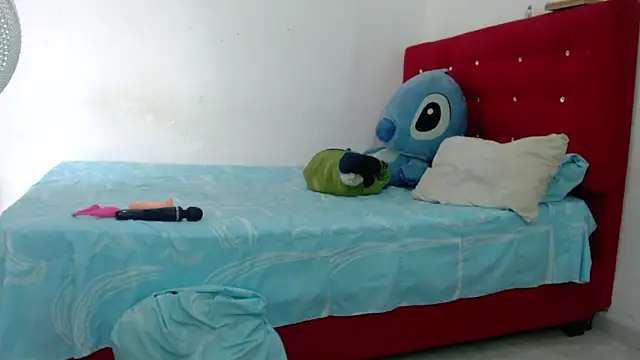 INDIAN HORNY1 online show from 01.24.25