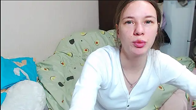 leila bambi  online show from 01.19.25