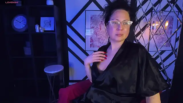 Anita Muse online show from 02.06.25