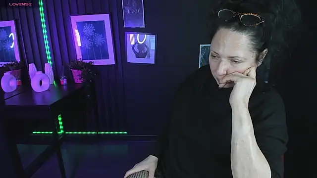 Anita Muse online show from 03.03.25