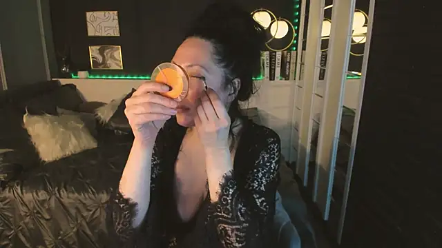 Snapshot of Anita_Muse chatting on 05.17.26 Anita Muse online show from 05.17.26