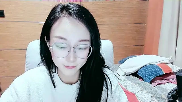 Snapshot of NIAN-er chatting on 03.16.25 NIAN-er online show from 03.16.25