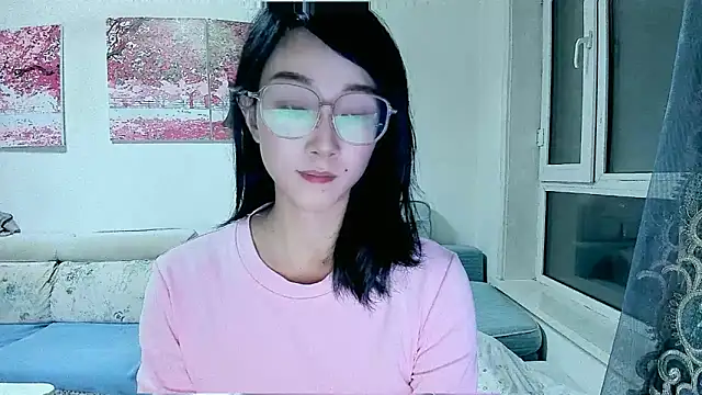 Snapshot of NIAN-er chatting on 12.01.25 NIAN-er online show from 12.01.25