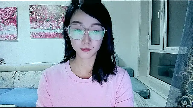 Snapshot of NIAN-er chatting on 12.14.25 NIAN-er online show from 12.14.25