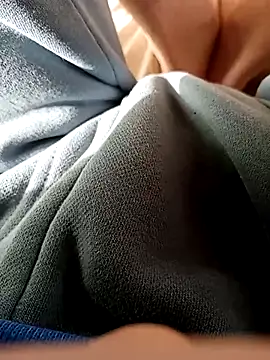 Snapshot of NudeYogaBoy chatting on 03.09.25 NudeYogaBoy online show from 03.09.25