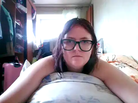 DesireMelissa online show from 10.18.25