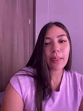 Latina vanessa online show from 01.07.25