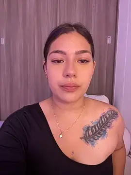 Latina vanessa online show from 01.09.25