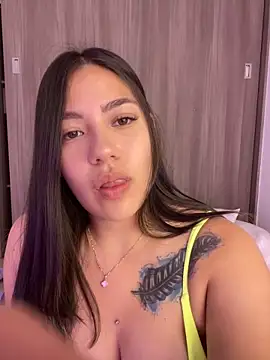 Latina vanessa online show from 01.11.25