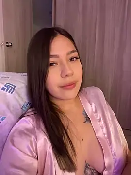 Latina vanessa online show from 01.26.25