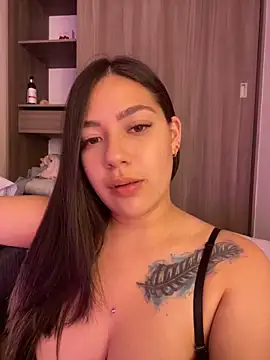 Latina vanessa online show from 01.29.25