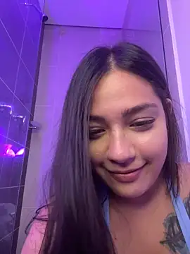 Latina vanessa online show from 02.04.25