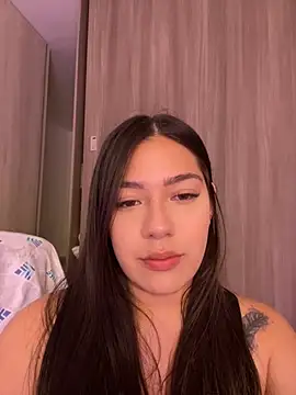 Latina vanessa online show from 02.06.25