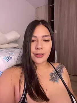 Latina vanessa online show from 02.10.25