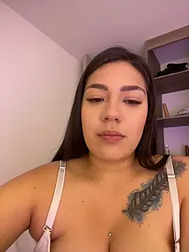 Latina vanessa online show from 03.04.25