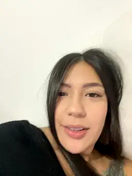 Latina vanessa online show from 09.09.25