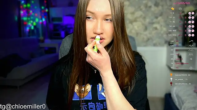 ChloeMillerMeow online show from 01.19.25