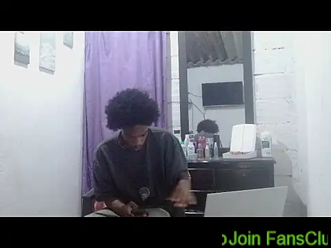 Larry-n-clouds online show from 04.26.26