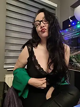 CamilleDesire online show from 10.31.25