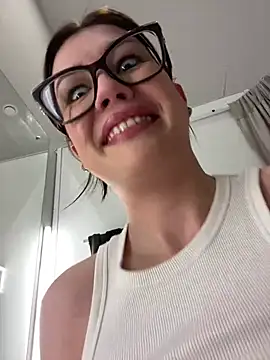 RinaCat online show from 01.15.25