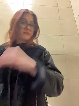 RinaCat online show from 02.20.25