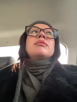 RinaCat online show from 03.13.25